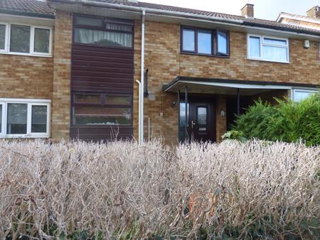 3 bedroom Terraced House to let in Curling Walk, Basildon, SS14