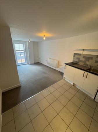 2 bedroom Flat to let in Charlotte Court, Margate, CT9