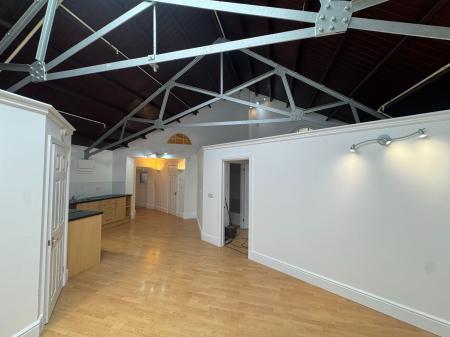 2 bedroom Flat to let in Viking House, Cliftonville, Margate, CT9