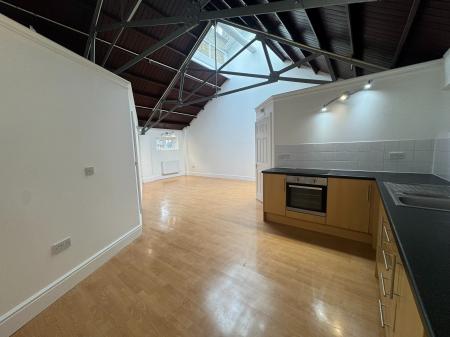 2 bedroom Flat to let in Viking House, Cliftonville, Margate, CT9