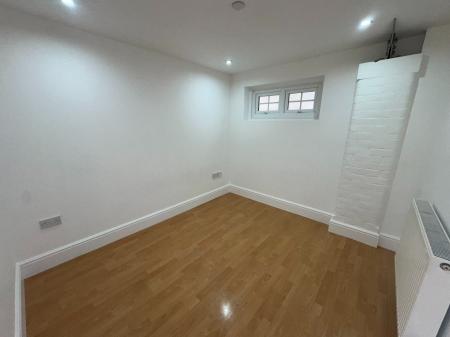 2 bedroom Flat to let in Viking House, Cliftonville, Margate, CT9