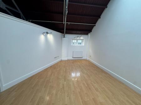 2 bedroom Flat to let in Viking House, Cliftonville, Margate, CT9