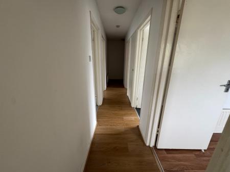 2 bedroom Flat to let in Broadstairs
