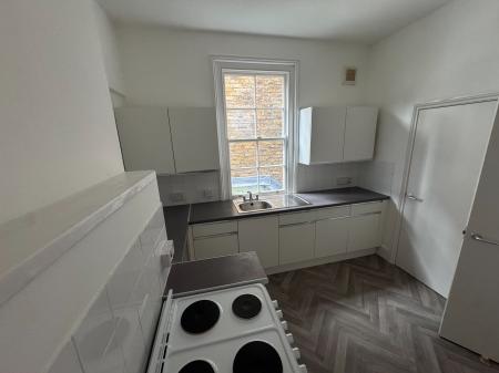 1 bedroom Flat to let in St. Mildred's Road, Westgate-on-Sea, CT8