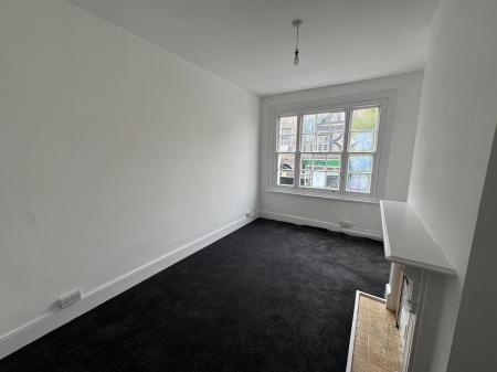 1 bedroom Flat to let in St. Mildred's Road, Westgate-on-Sea, CT8