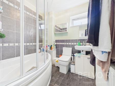 3 bedroom Terraced House for sale in Birchmore, Brookside, Telford, TF3