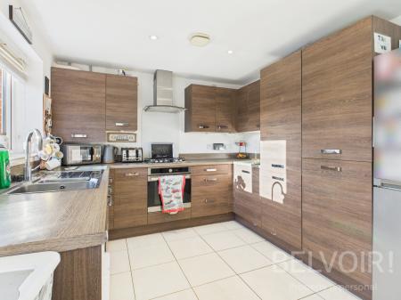 3 bedroom Semi-detached house for sale in Blackthorn Fields, Shifnal, TF11