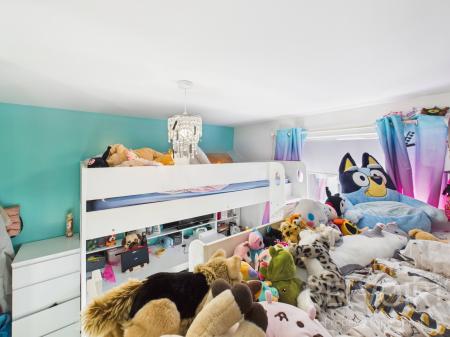 3 bedroom Semi-detached house for sale in Blackthorn Fields, Shifnal, TF11