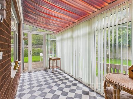 3 bedroom Semi-detached house for sale in Dark Lane Drive, Malinslee, Telford, TF3