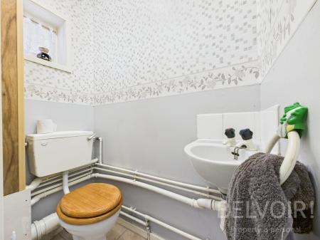 3 bedroom Semi-detached house for sale in Dark Lane Drive, Malinslee, Telford, TF3