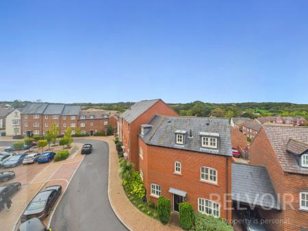 2 bedroom Flat for sale in Green Moors, Lightmoor Village, Telford, TF4