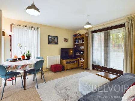 1 bedroom Flat for sale in Ketley Park Road, Ketley, Telford, TF1