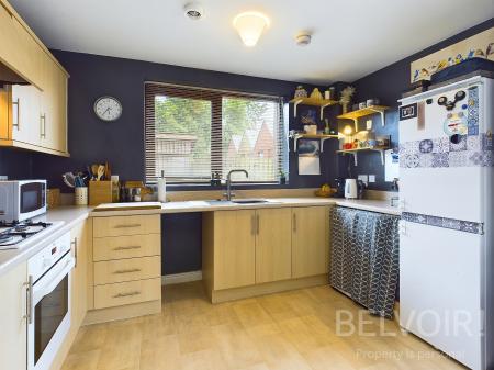 1 bedroom Flat for sale in Ketley Park Road, Ketley, Telford, TF1