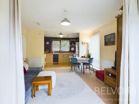 1 bedroom Flat for sale in Ketley Park Road, Ketley, Telford, TF1