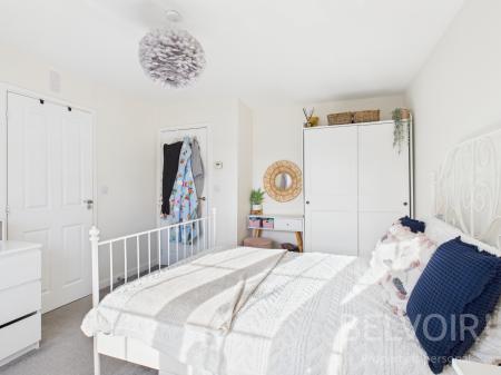 4 bedroom Semi-detached house for sale in Monksmoor Road, Lightmoor Village, Telford, TF4