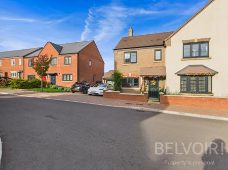 4 bedroom Semi-detached house for sale in Monksmoor Road, Lightmoor Village, Telford, TF4