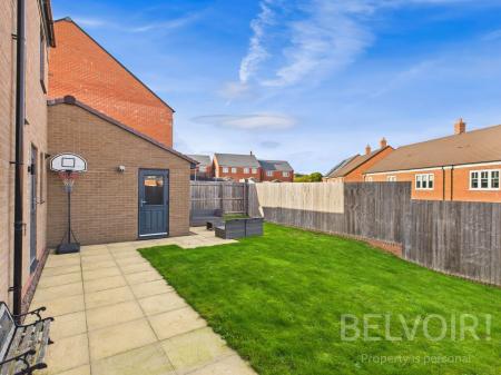 4 bedroom Semi-detached house for sale in Monksmoor Road, Lightmoor Village, Telford, TF4