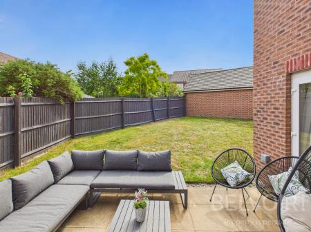 4 bedroom Detached house for sale in Oxmoor Avenue, Hadley, Telford, TF1