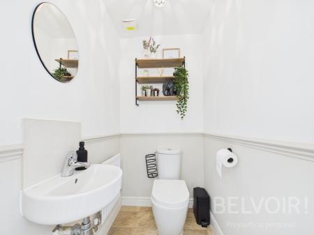 4 bedroom Detached house for sale in Oxmoor Avenue, Hadley, Telford, TF1