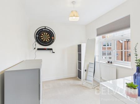 4 bedroom Detached house for sale in Oxmoor Avenue, Hadley, Telford, TF1