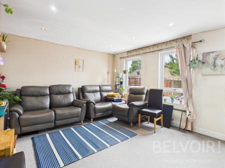 3 bedroom Terraced House for sale in Stone Row, Malinslee, Telford, TF3