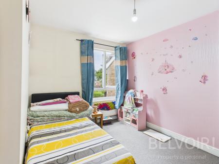 3 bedroom Terraced House for sale in Stone Row, Malinslee, Telford, TF3