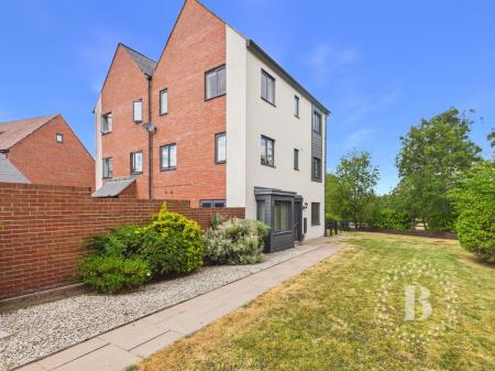 5 bedroom Semi-detached house for sale in Reynolds Fold, Lawley, Telford, TF3