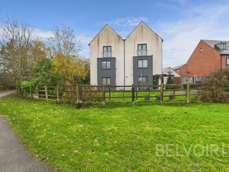 5 bedroom Semi-detached house for sale in Reynolds Fold, Lawley, Telford, TF3