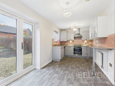 5 bedroom Semi-detached house for sale in Reynolds Fold, Lawley, Telford, TF3