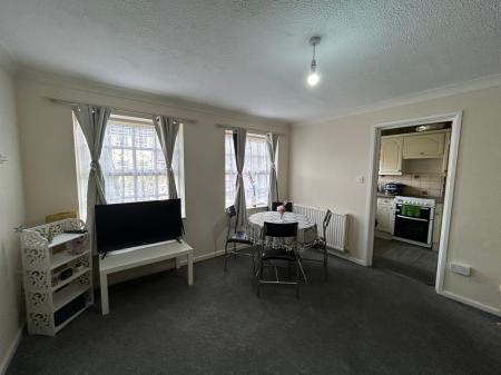 2 bedroom Flat to let in Nightingale Way, Apley, Telford, TF1