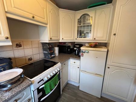 2 bedroom Flat to let in Nightingale Way, Apley, Telford, TF1