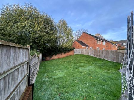 4 bedroom Detached house to let in Wilfred Owen Close, Market Drayton, TF9