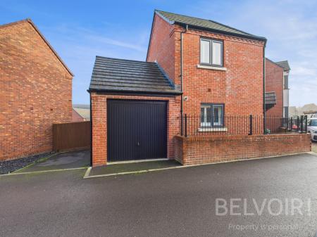 3 bedroom Semi-detached house for sale in Peregrine Drive, Lawley, Telford, TF4