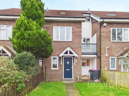 4 bedroom Terraced House for sale in Shawfield Close, Sutton Hill, Telford, TF7