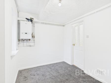 4 bedroom Terraced House for sale in Shawfield Close, Sutton Hill, Telford, TF7