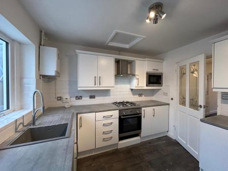 2 bedroom Terraced House to let in Granville Street, St. Georges, Telford, TF2