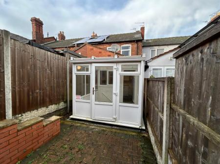 2 bedroom Terraced House to let in Granville Street, St. Georges, Telford, TF2
