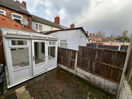 2 bedroom Terraced House to let in Granville Street, St. Georges, Telford, TF2