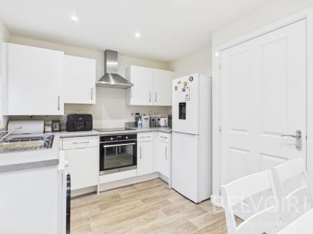 3 bedroom Terraced House for sale in Centenary Way, Newport, TF10