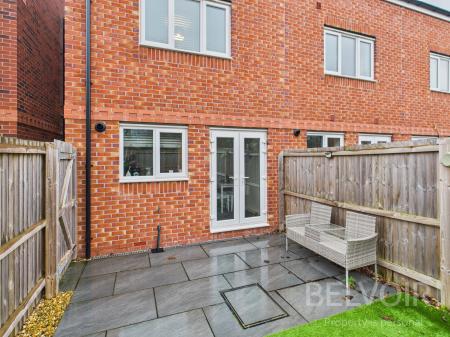 3 bedroom Terraced House for sale in Centenary Way, Newport, TF10