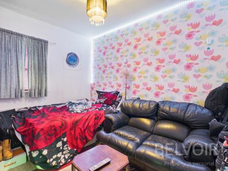 4 bedroom Town house for sale in The Nettlefolds, Hadley, Telford, TF1