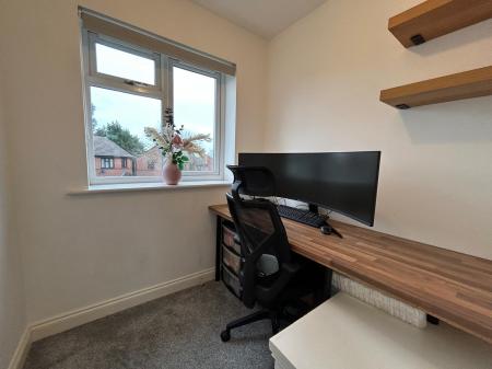 3 bedroom Semi-detached house to let in Connomara Meadow, Horsehay, TF4