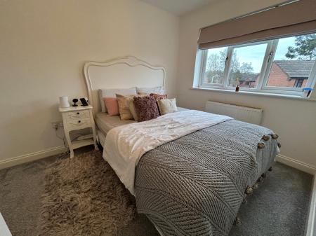 3 bedroom Semi-detached house to let in Connomara Meadow, Horsehay, TF4