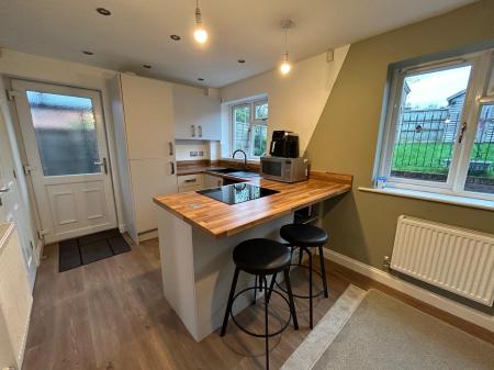 3 bedroom Semi-detached house to let in Connomara Meadow, Horsehay, TF4