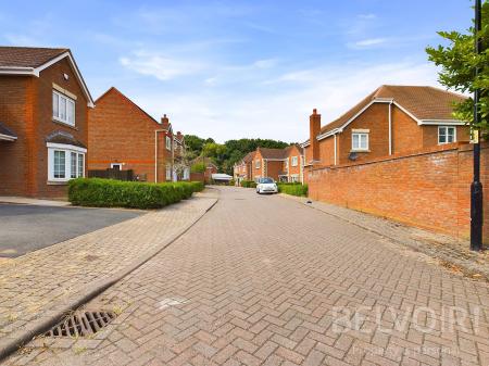 4 bedroom Detached house to let in Merlin Coppice, Apley, Telford, TF1