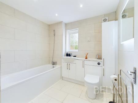 4 bedroom Detached house to let in Merlin Coppice, Apley, Telford, TF1