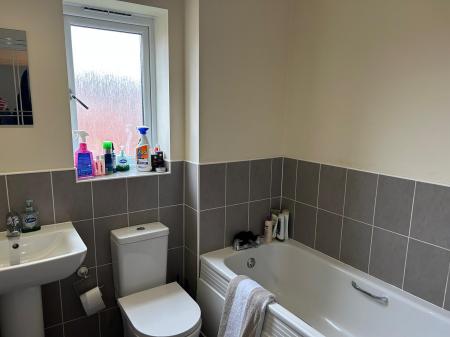 3 bedroom Semi-detached house to let in Darrall Road, Lawley, Telford, TF4