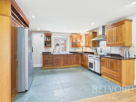 4 bedroom Detached house for sale in Meadow Court, Childs Ercall, TF9