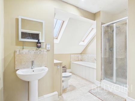 4 bedroom Detached house for sale in Meadow Court, Childs Ercall, TF9