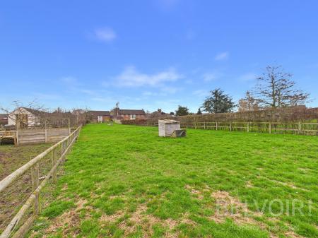 4 bedroom Detached house for sale in Meadow Court, Childs Ercall, TF9